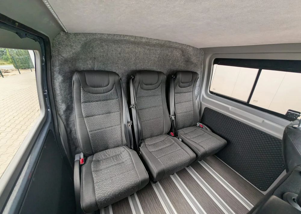 Dodávka s dvojitou kabinou Mercedes-Benz Vito: obrázek 10