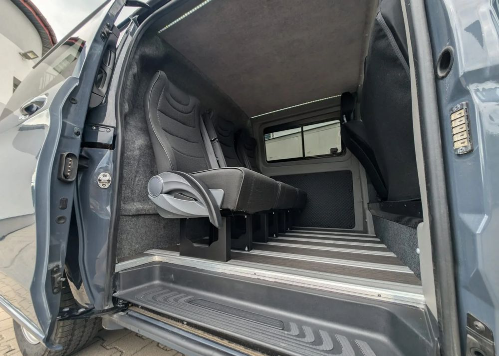 Dodávka s dvojitou kabinou Mercedes-Benz Vito: obrázek 11