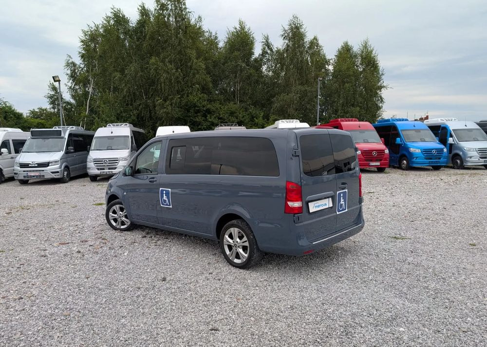 Minibus, Mikrobus Mercedes-Benz Vito: obrázek 9