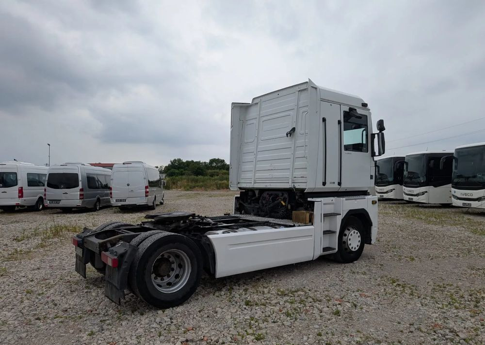 Renault Magnum - Tahač: obrázek 4 Renault Magnum - Tahač: obrázek 4