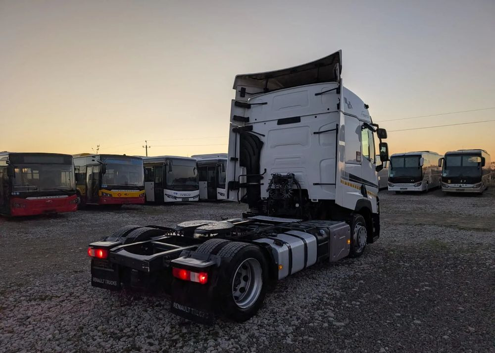 Renault T440 - Tahač: obrázek 5 Renault T440 - Tahač: obrázek 5