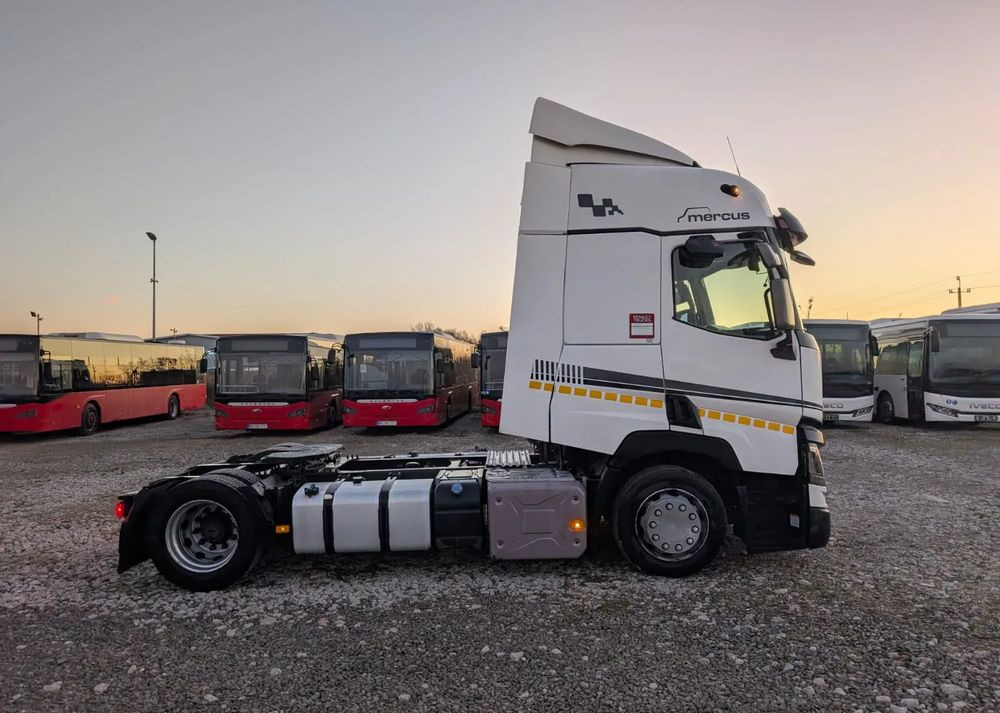 Renault T440 - Tahač: obrázek 3 Renault T440 - Tahač: obrázek 3