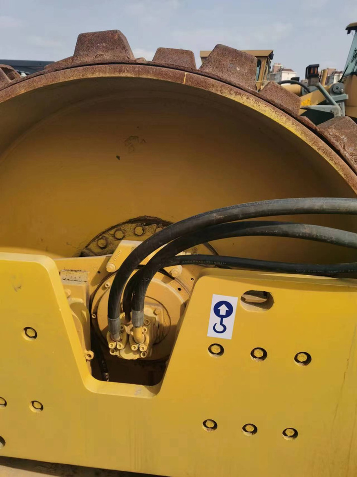 BOMAG BW217D-2 - Kompaktor: obrázek 5 BOMAG BW217D-2 - Kompaktor: obrázek 5