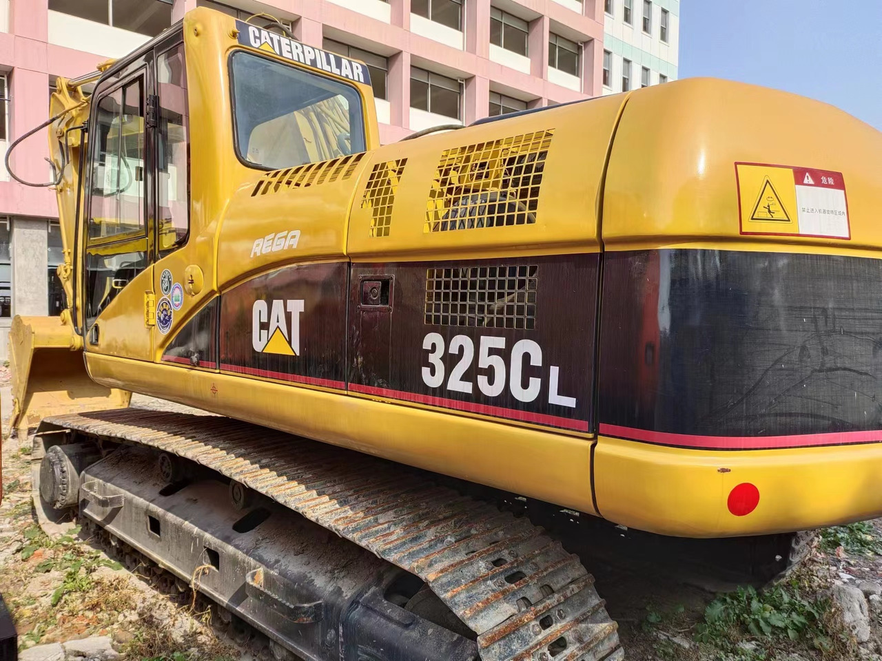 CAT 325CL - Pásové rýpadlo: obrázek 2 CAT 325CL - Pásové rýpadlo: obrázek 2