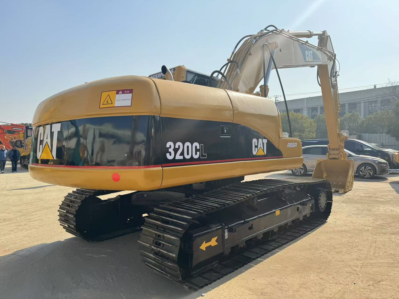 CATERPILLAR 320C - Pásové rýpadlo: obrázek 2 CATERPILLAR 320C - Pásové rýpadlo: obrázek 2