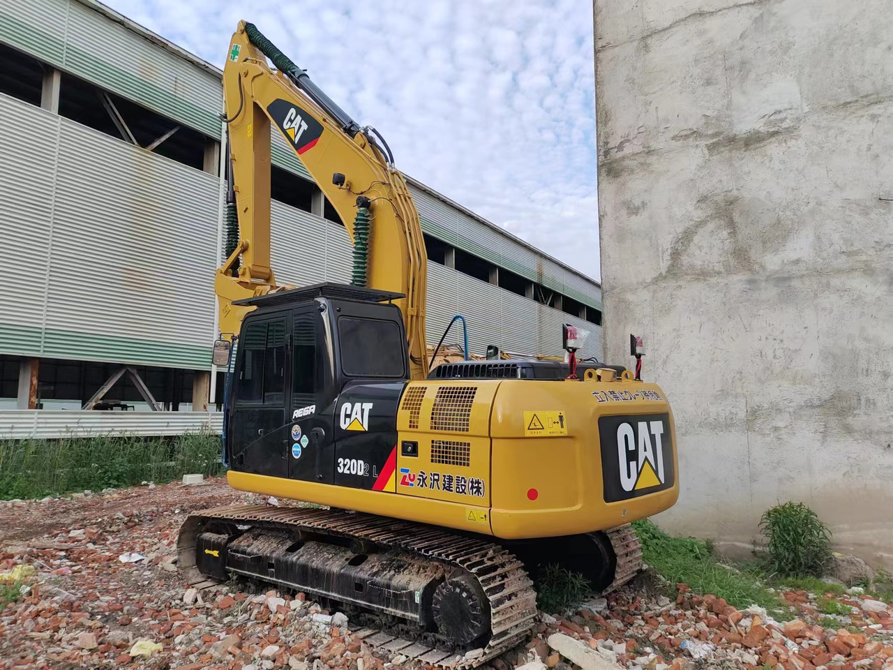 CATERPILLAR 320D2L CAT 320D - Pásové rýpadlo: obrázek 1 CATERPILLAR 320D2L CAT 320D - Pásové rýpadlo: obrázek 1