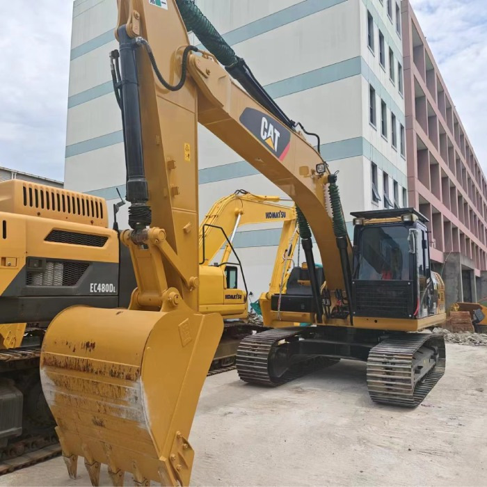 CATERPILLAR 320DL - Pásové rýpadlo: obrázek 3 CATERPILLAR 320DL - Pásové rýpadlo: obrázek 3