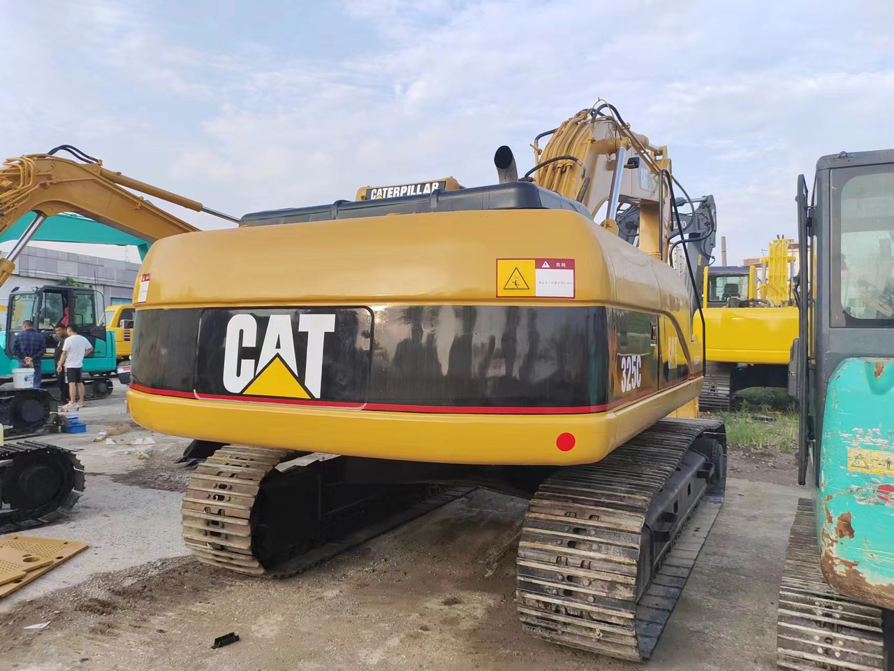 CATERPILLAR 325C - Pásové rýpadlo: obrázek 5 CATERPILLAR 325C - Pásové rýpadlo: obrázek 5
