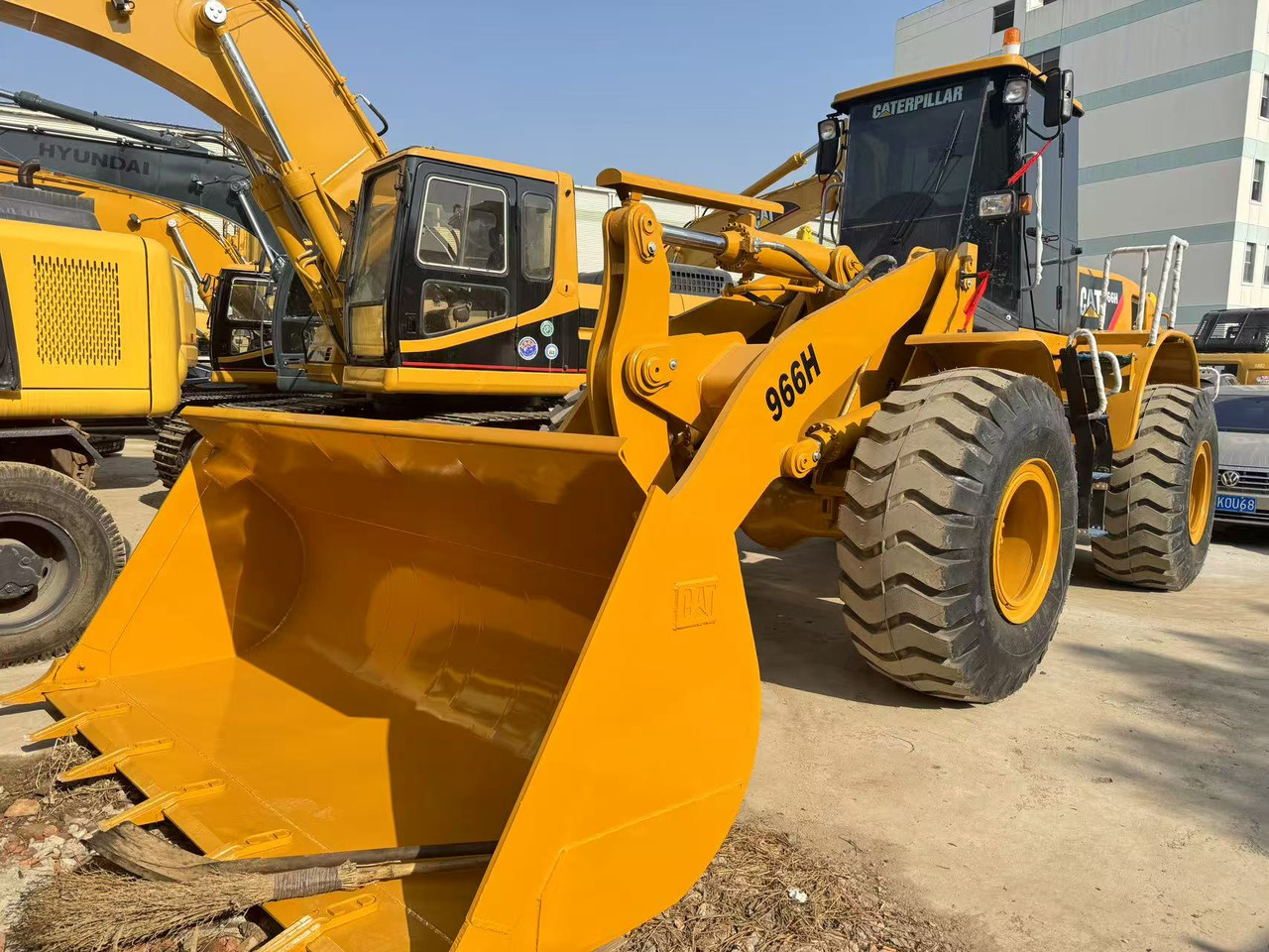 CATERPILLAR 966H - Kolový nakladač: obrázek 1 CATERPILLAR 966H - Kolový nakladač: obrázek 1