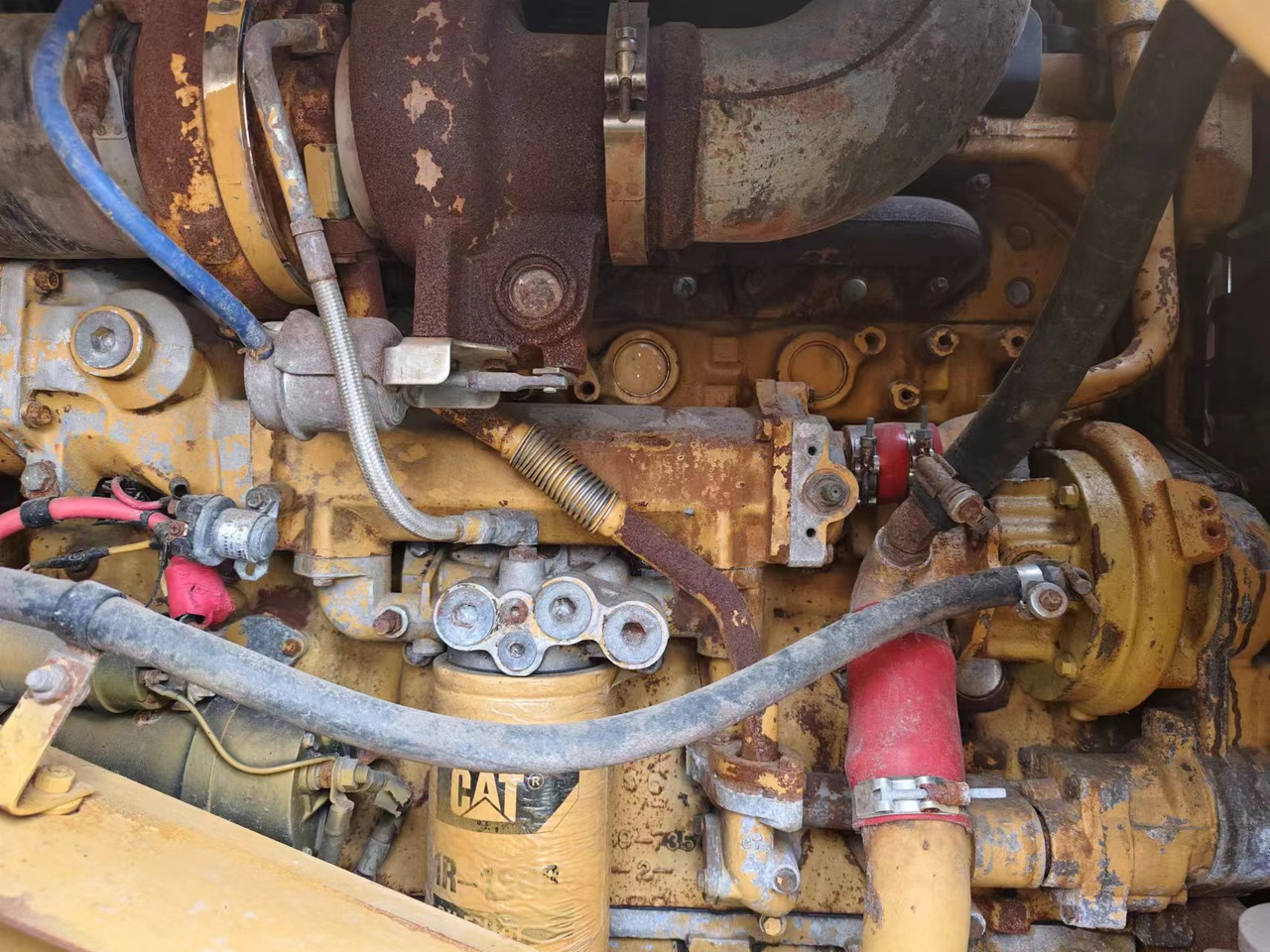 Kolový nakladač CATERPILLAR 966H: obrázek 6