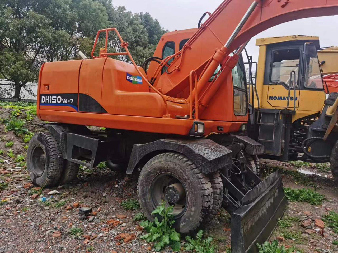 DOOSAN DH150W-7 - Kolesové rýpadlo: obrázek 4 DOOSAN DH150W-7 - Kolesové rýpadlo: obrázek 4