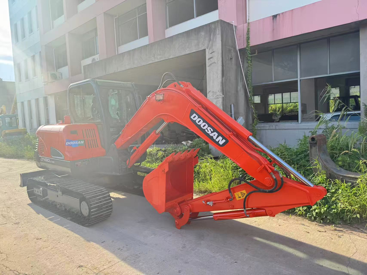 DOOSAN DX60 - Mini rýpadlo: obrázek 5 DOOSAN DX60 - Mini rýpadlo: obrázek 5