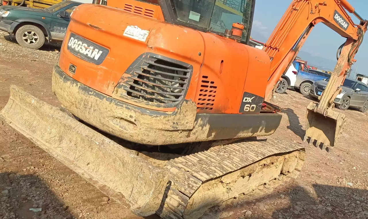 DOOSAN dx60 - Mini rýpadlo: obrázek 3 DOOSAN dx60 - Mini rýpadlo: obrázek 3