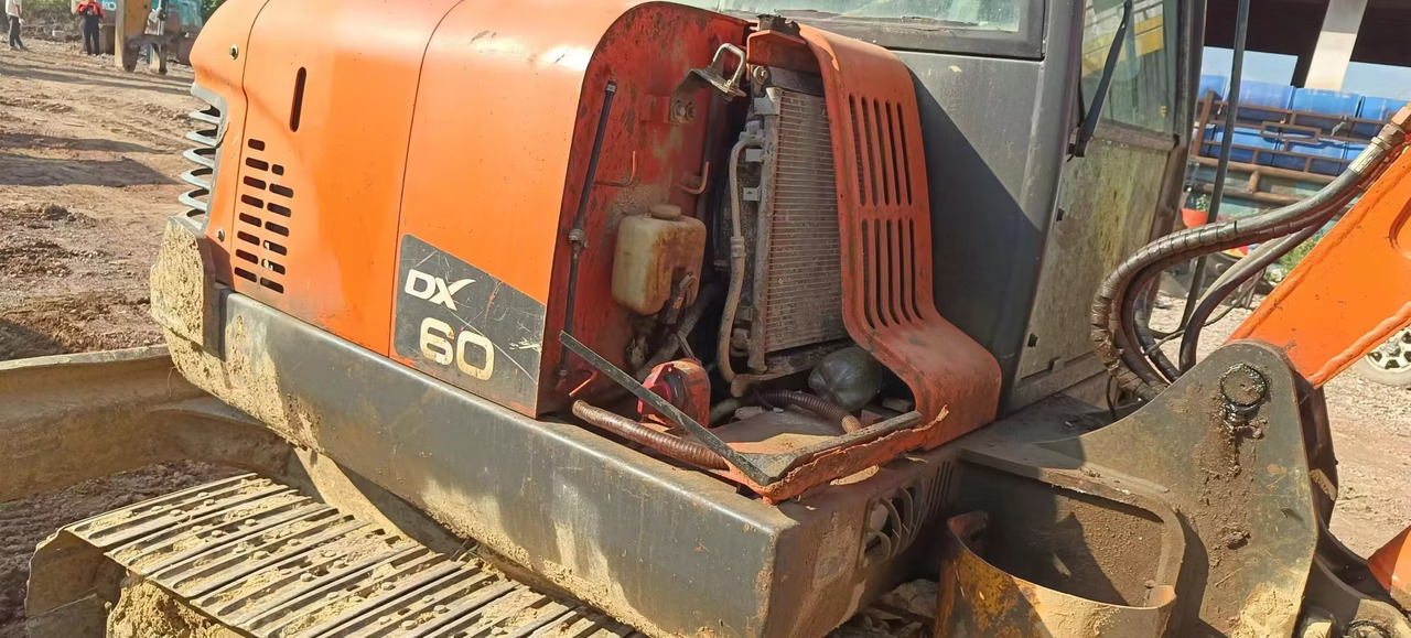 DOOSAN dx60 - Mini rýpadlo: obrázek 4 DOOSAN dx60 - Mini rýpadlo: obrázek 4