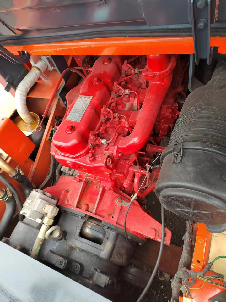 HELI 10ton - Dieselový vysokozdvižný vozík: obrázek 4 HELI 10ton - Dieselový vysokozdvižný vozík: obrázek 4