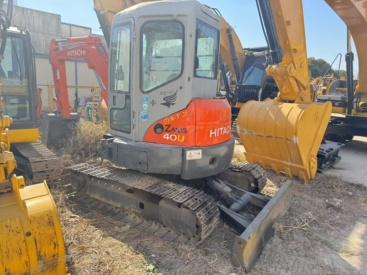 HITACHI ZX40U - Mini rýpadlo: obrázek 1 HITACHI ZX40U - Mini rýpadlo: obrázek 1