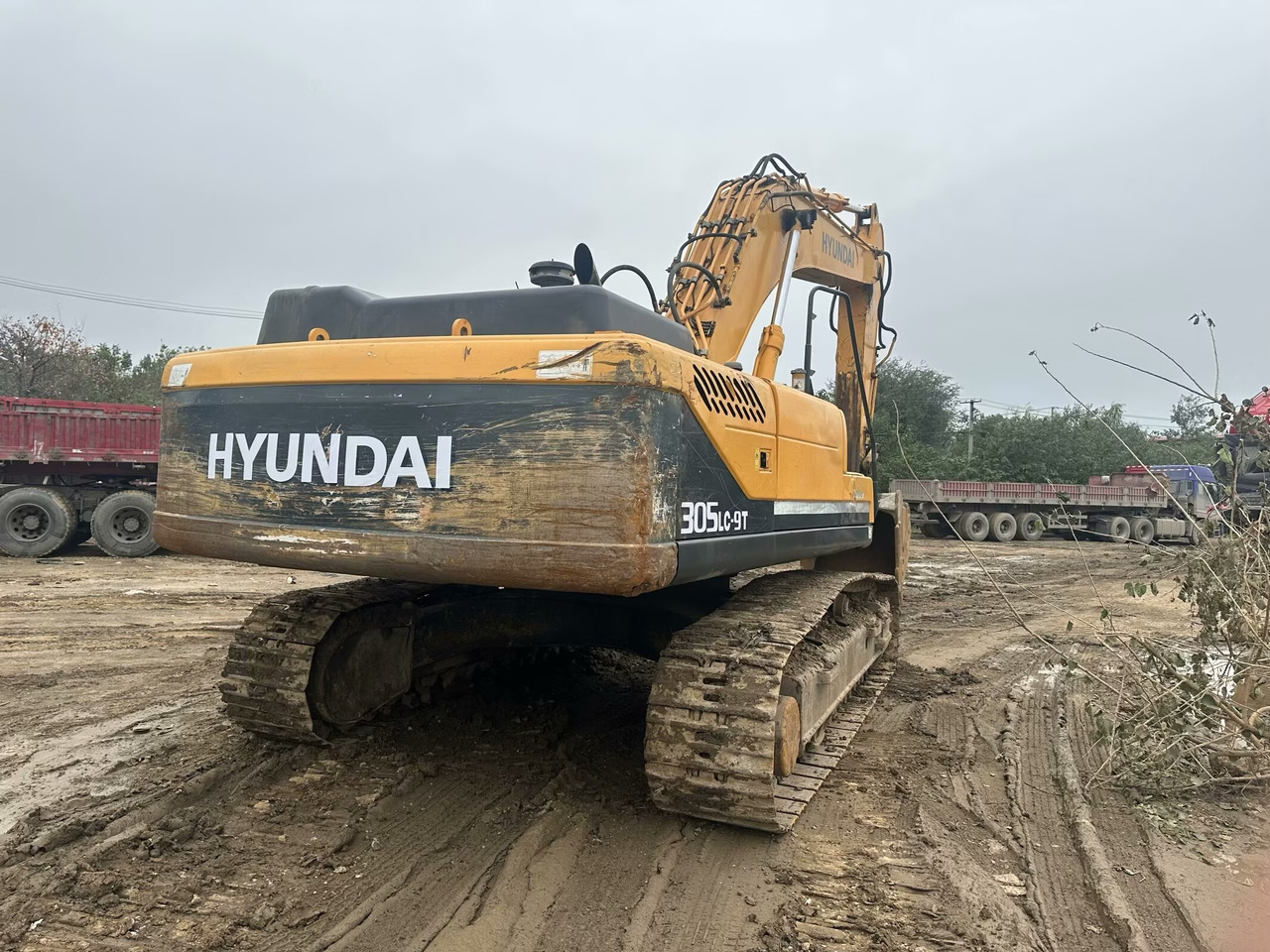 HYUNDAI R305LC-9T - Pásové rýpadlo: obrázek 2 HYUNDAI R305LC-9T - Pásové rýpadlo: obrázek 2