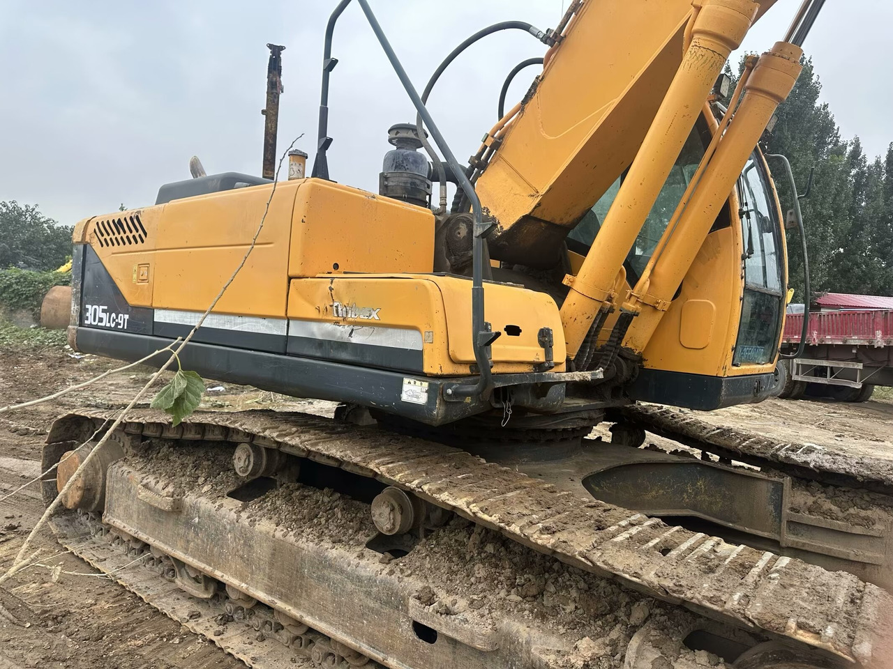 HYUNDAI R305LC-9T - Pásové rýpadlo: obrázek 3 HYUNDAI R305LC-9T - Pásové rýpadlo: obrázek 3