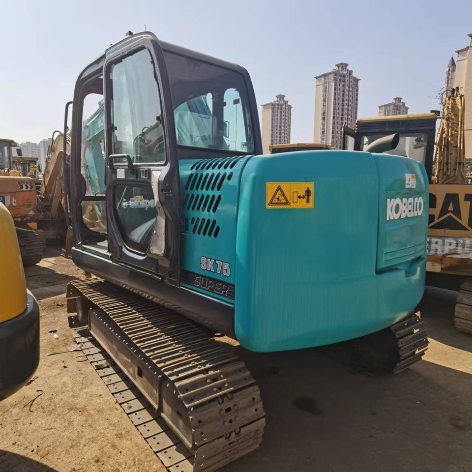 KOBELCO SK75 - Mini rýpadlo: obrázek 5 KOBELCO SK75 - Mini rýpadlo: obrázek 5