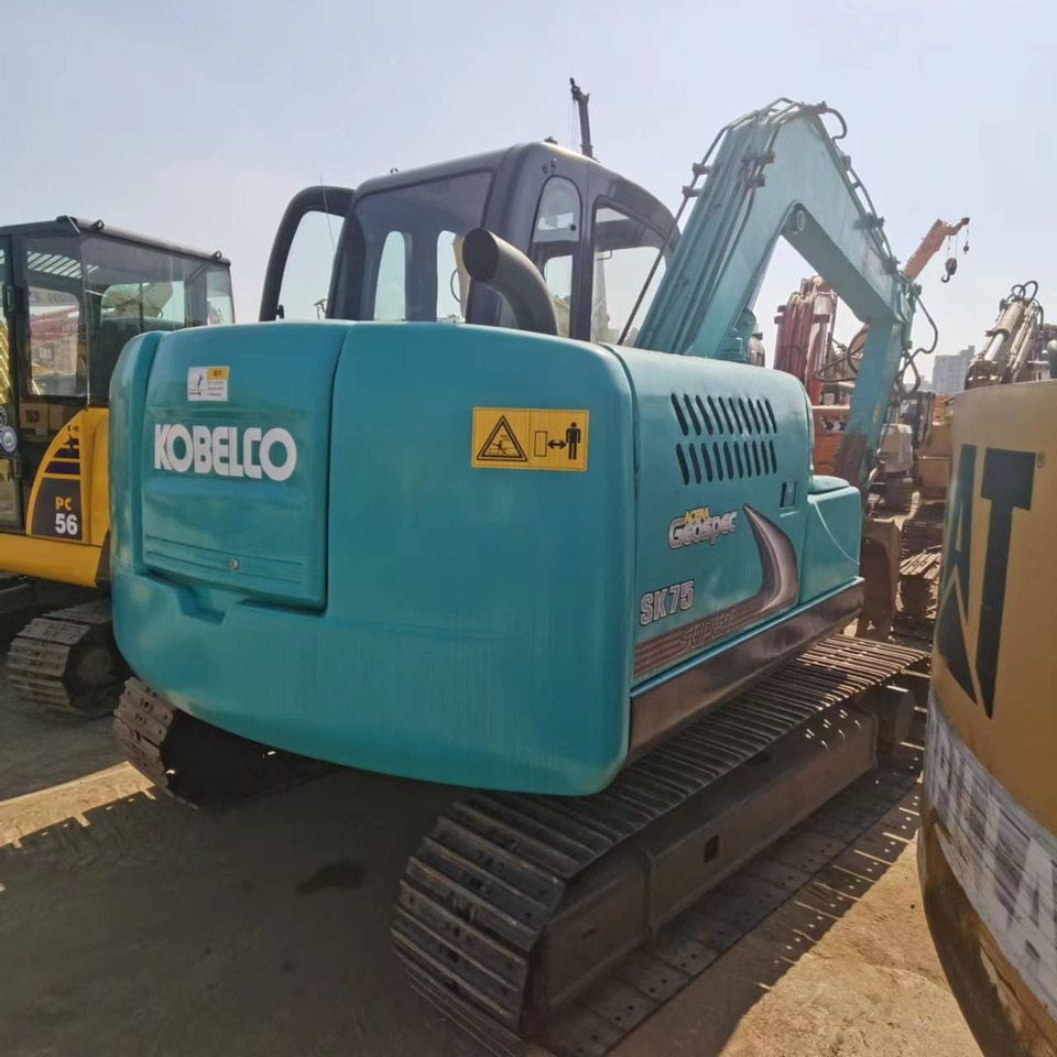 KOBELCO SK75 - Mini rýpadlo: obrázek 1 KOBELCO SK75 - Mini rýpadlo: obrázek 1