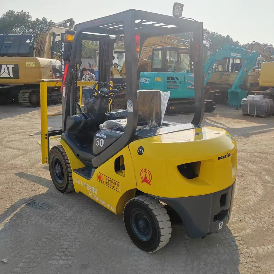 KOMATSU FD30 - Dieselový vysokozdvižný vozík: obrázek 5 KOMATSU FD30 - Dieselový vysokozdvižný vozík: obrázek 5