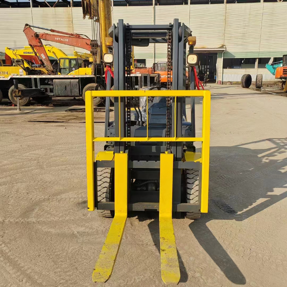 KOMATSU FD30 - Dieselový vysokozdvižný vozík: obrázek 4 KOMATSU FD30 - Dieselový vysokozdvižný vozík: obrázek 4