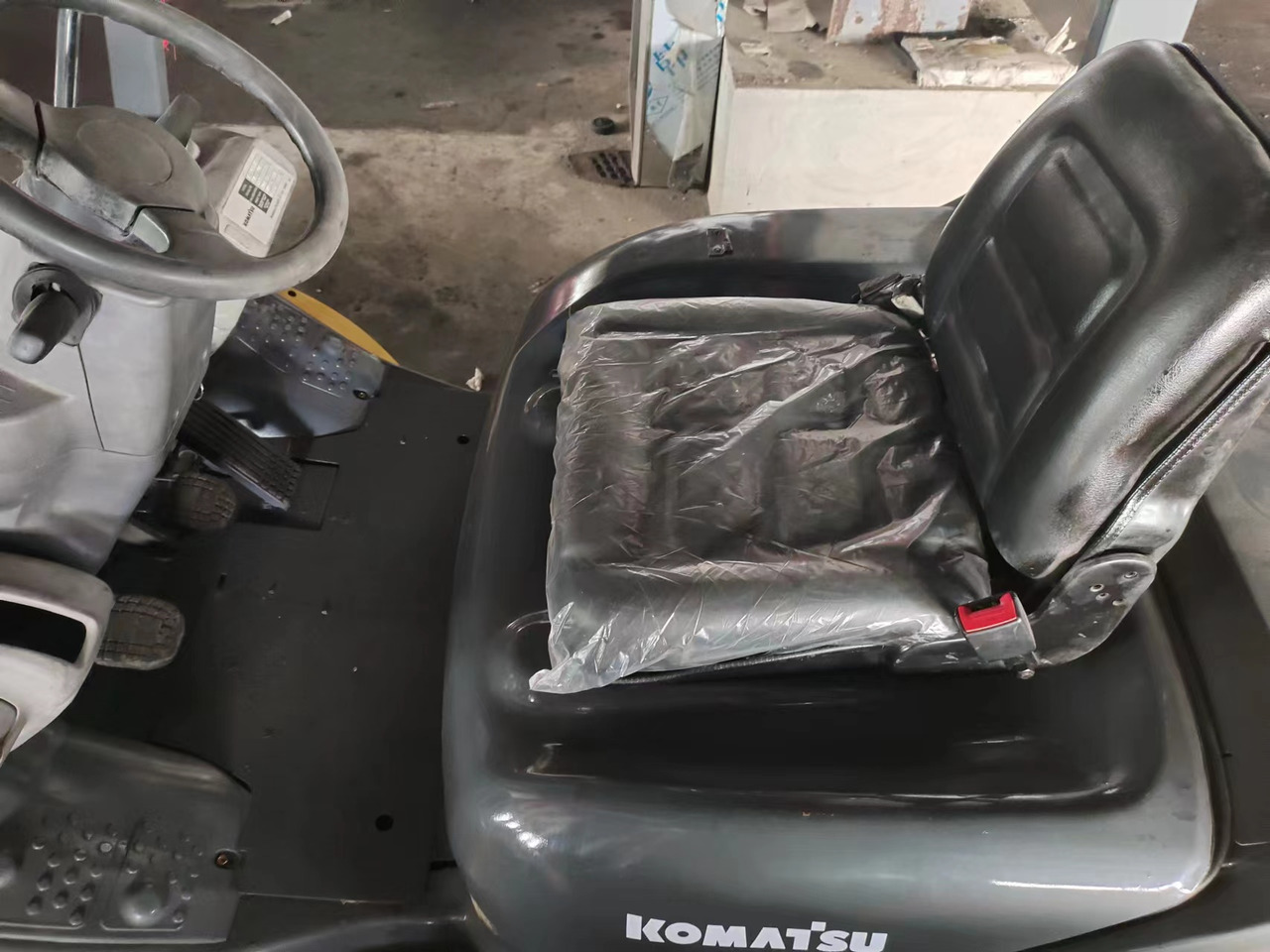 KOMATSU FD30 - Dieselový vysokozdvižný vozík: obrázek 3 KOMATSU FD30 - Dieselový vysokozdvižný vozík: obrázek 3