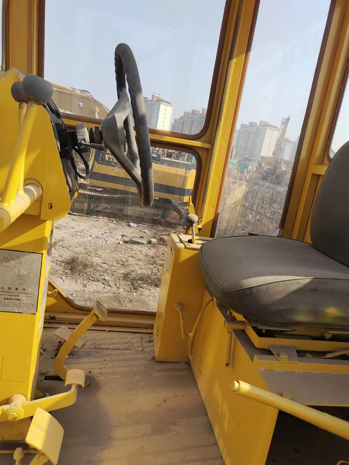 KOMATSU GD825A - Grejdr: obrázek 4 KOMATSU GD825A - Grejdr: obrázek 4