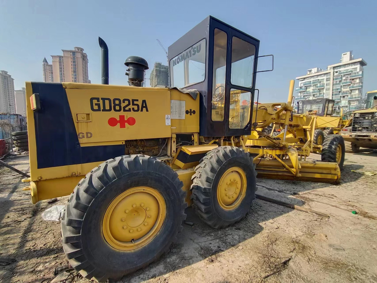KOMATSU GD825A - Grejdr: obrázek 3 KOMATSU GD825A - Grejdr: obrázek 3