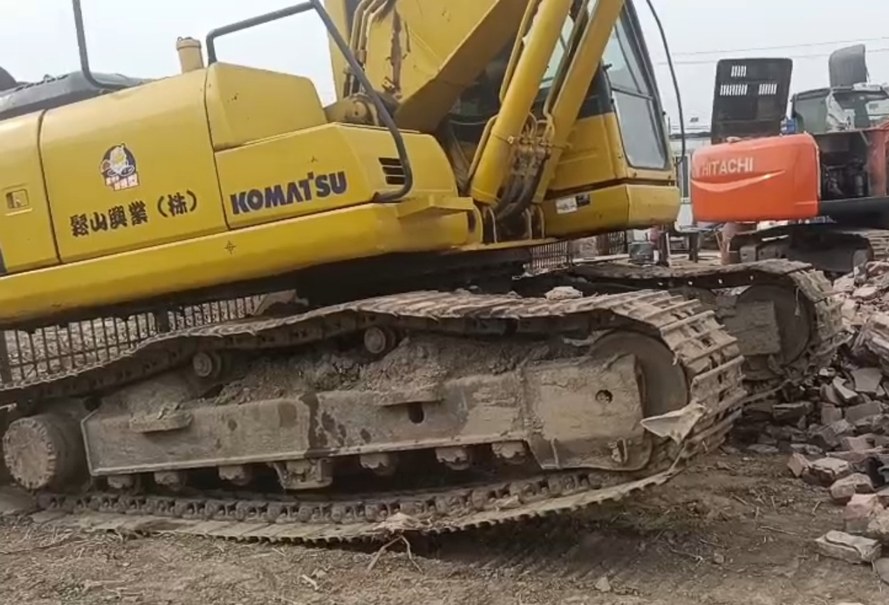 KOMATSU PC200-8N1 - Pásové rýpadlo: obrázek 2 KOMATSU PC200-8N1 - Pásové rýpadlo: obrázek 2