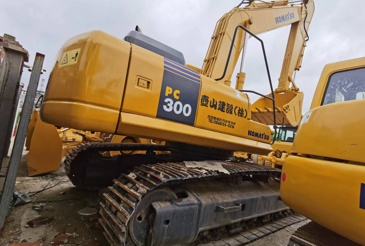 KOMATSU PC300-7 - Pásové rýpadlo: obrázek 1 KOMATSU PC300-7 - Pásové rýpadlo: obrázek 1