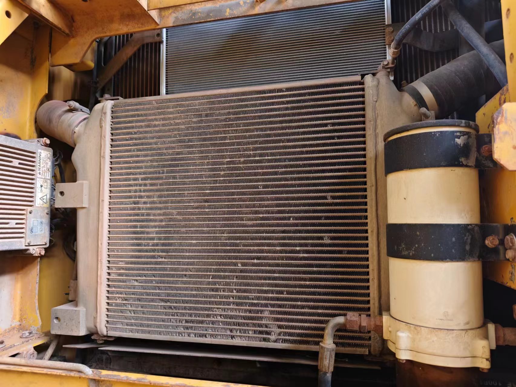 KOMATSU PC400-7 - Pásové rýpadlo: obrázek 4 KOMATSU PC400-7 - Pásové rýpadlo: obrázek 4