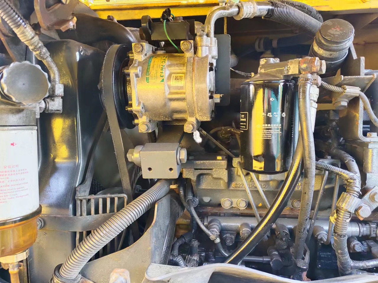 Mini rýpadlo KOMATSU PC60-8: obrázek 6