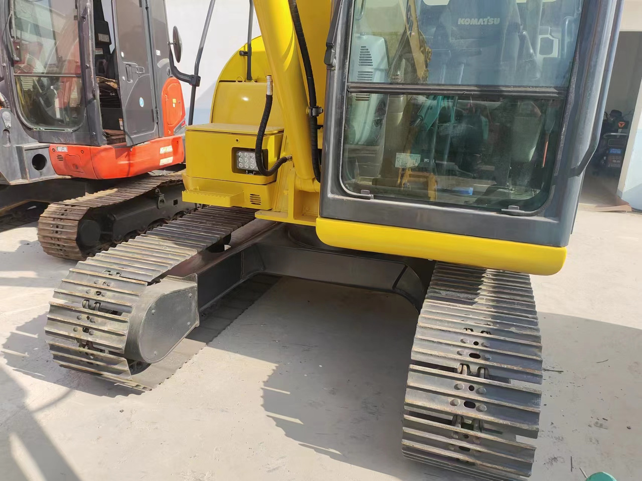 KOMATSU PC60-8 PC70-8 PC55 PC60 PC58 - Mini rýpadlo: obrázek 4 KOMATSU PC60-8 PC70-8 PC55 PC60 PC58 - Mini rýpadlo: obrázek 4
