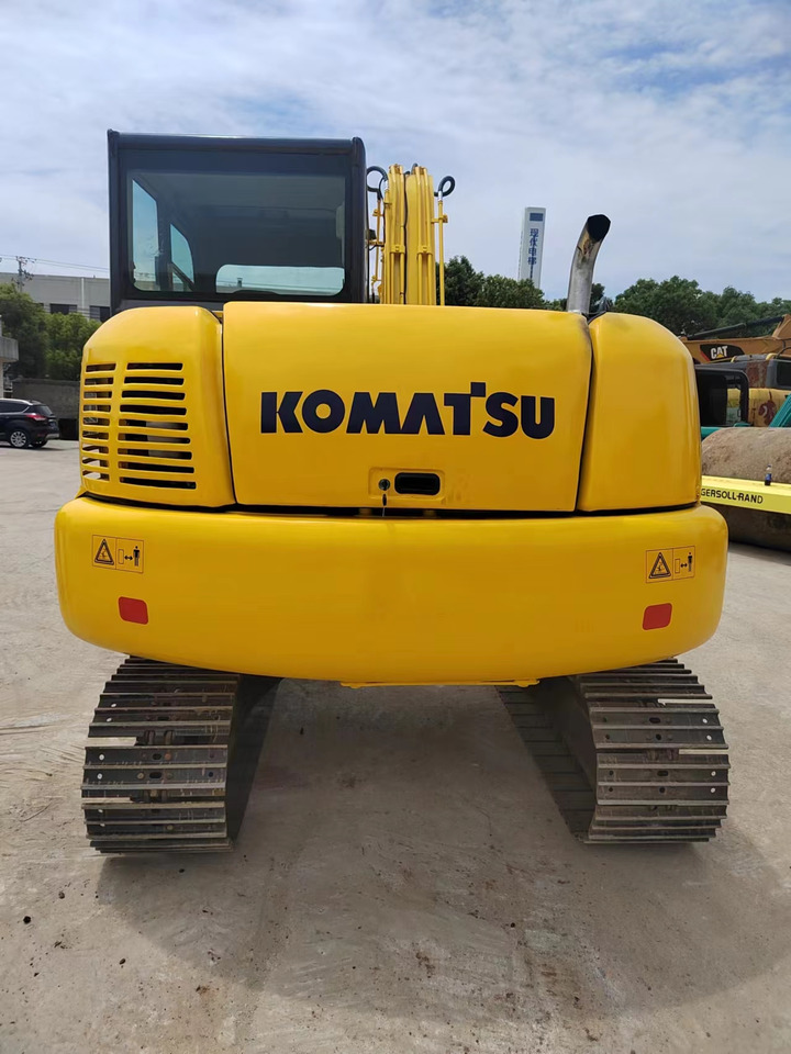 KOMATSU PC70-8 - Pásové rýpadlo: obrázek 3 KOMATSU PC70-8 - Pásové rýpadlo: obrázek 3