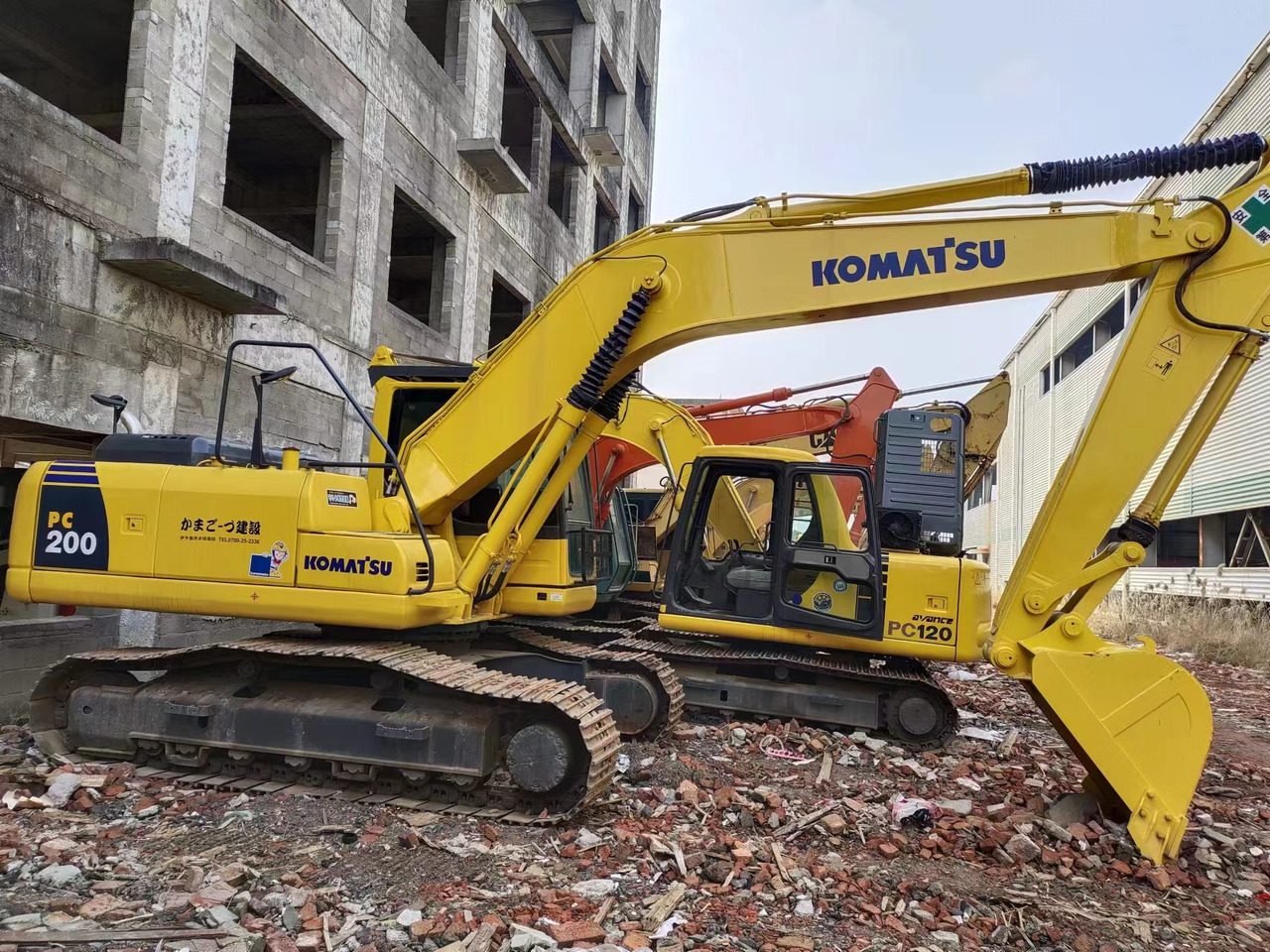 KOMATSU pc200-8 pc200 Japan made - Pásové rýpadlo: obrázek 1 KOMATSU pc200-8 pc200 Japan made - Pásové rýpadlo: obrázek 1