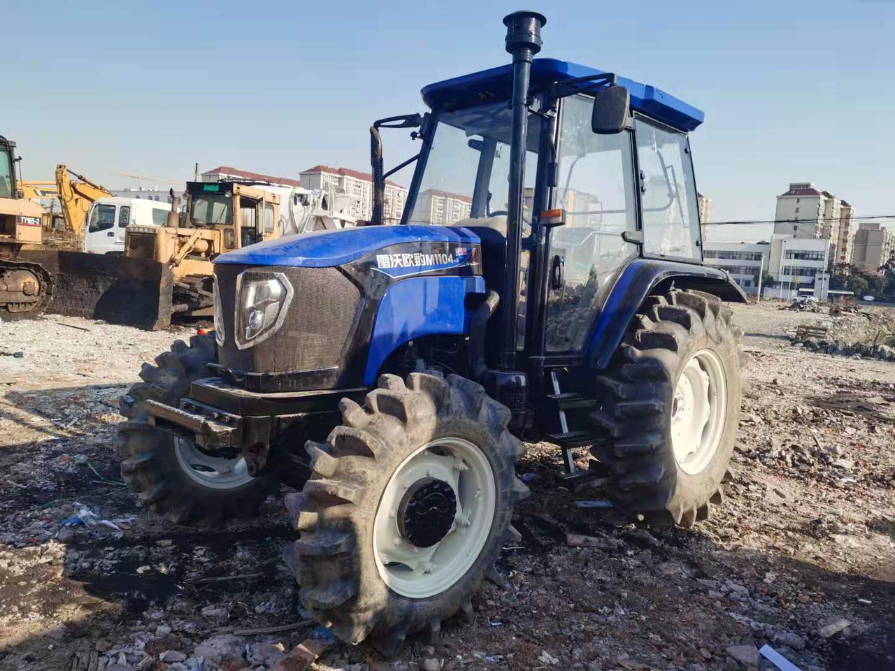 LOVOL M1104 - Traktor: obrázek 1 LOVOL M1104 - Traktor: obrázek 1