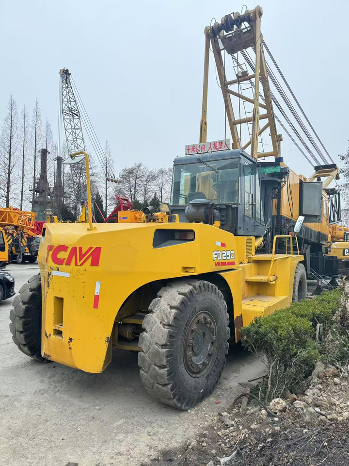 TCM FD250 - Dieselový vysokozdvižný vozík: obrázek 3 TCM FD250 - Dieselový vysokozdvižný vozík: obrázek 3