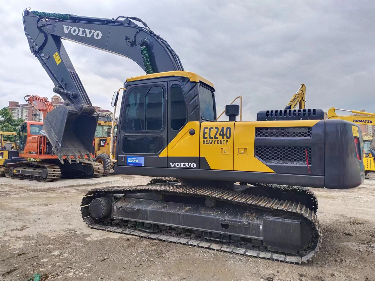 VOLVO EC240 - Pásové rýpadlo: obrázek 1 VOLVO EC240 - Pásové rýpadlo: obrázek 1