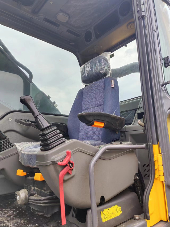 VOLVO EC360 - Pásové rýpadlo: obrázek 4 VOLVO EC360 - Pásové rýpadlo: obrázek 4