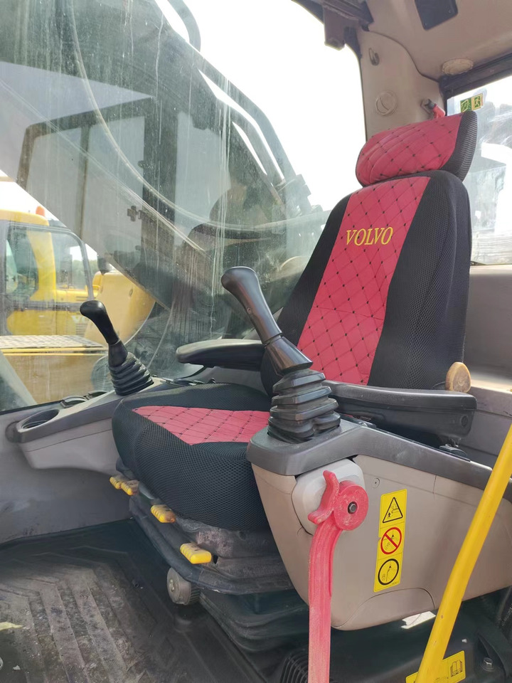 VOLVO EC480DL - Pásové rýpadlo: obrázek 4 VOLVO EC480DL - Pásové rýpadlo: obrázek 4