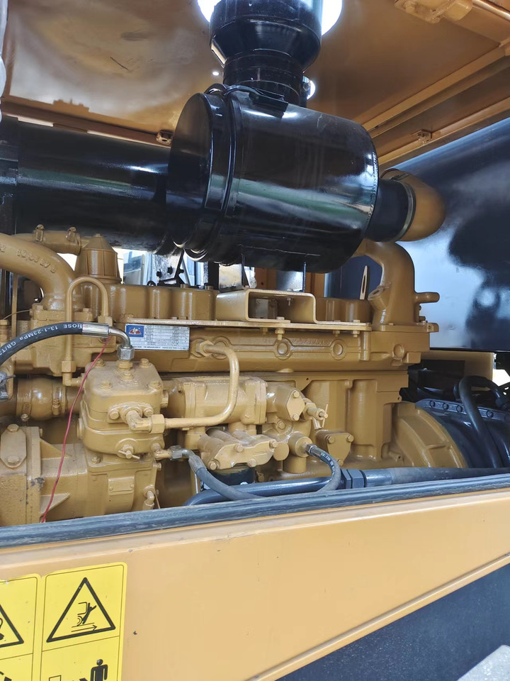 XCMG LW500KV - Kolový nakladač: obrázek 5 XCMG LW500KV - Kolový nakladač: obrázek 5