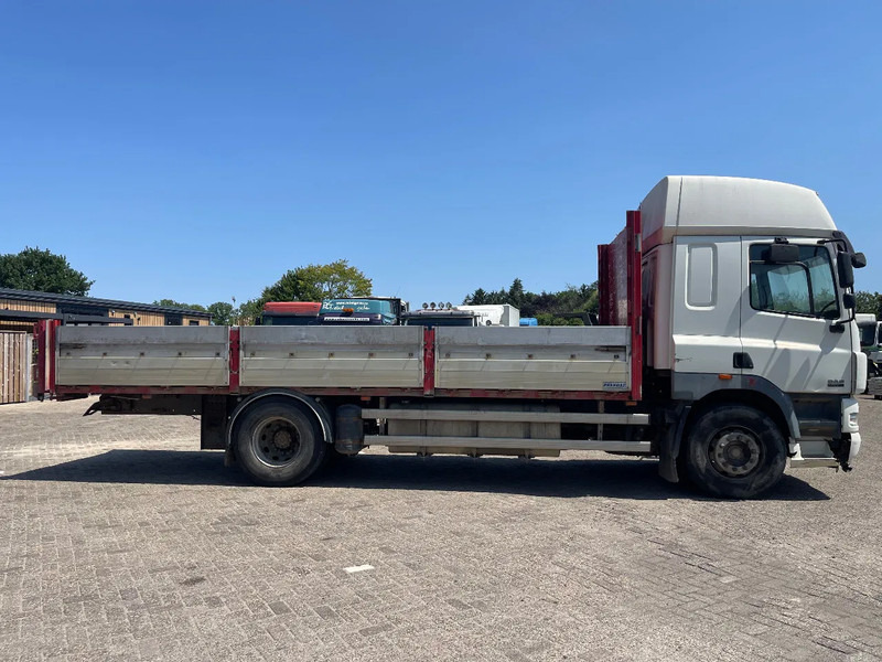 DAF CF 85 FLATBED TRUCK - Nákladní automobil valníkový/ Plošinový: obrázek 4 DAF CF 85 FLATBED TRUCK - Nákladní automobil valníkový/ Plošinový: obrázek 4