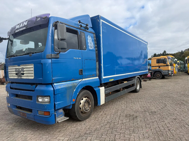 MAN TGA 18.360 BOX TRUCK - Skříňový nákladní auto: obrázek 3 MAN TGA 18.360 BOX TRUCK - Skříňový nákladní auto: obrázek 3