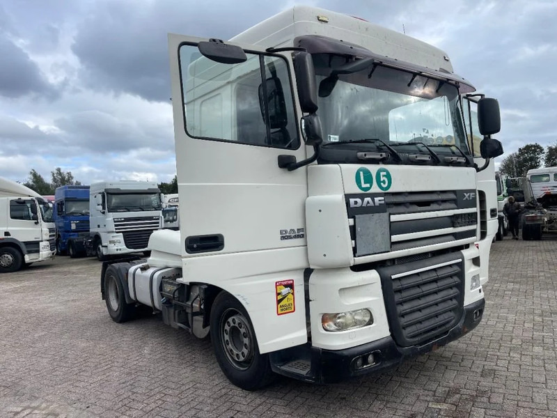 DAF XF 105.460 Tractor unit - Tahač: obrázek 1 DAF XF 105.460 Tractor unit - Tahač: obrázek 1