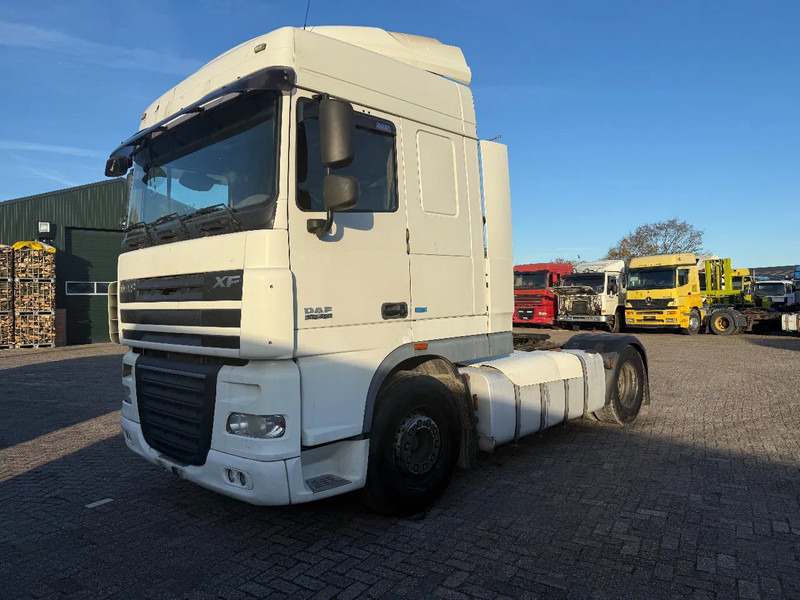 DAF XF 105.460 Tractor unit - Tahač: obrázek 3 DAF XF 105.460 Tractor unit - Tahač: obrázek 3
