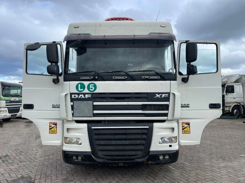 DAF XF 105.460 Tractor unit - Tahač: obrázek 2 DAF XF 105.460 Tractor unit - Tahač: obrázek 2