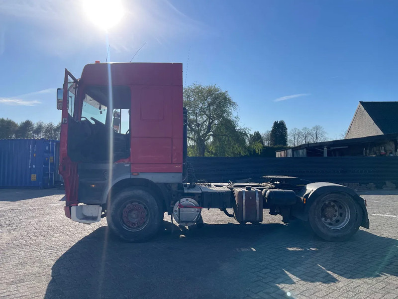 DAF XF 95.430 Tractor - Tahač: obrázek 4 DAF XF 95.430 Tractor - Tahač: obrázek 4