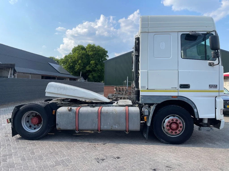 DAF XF 95.430 Tractor unit - Tahač: obrázek 4 DAF XF 95.430 Tractor unit - Tahač: obrázek 4