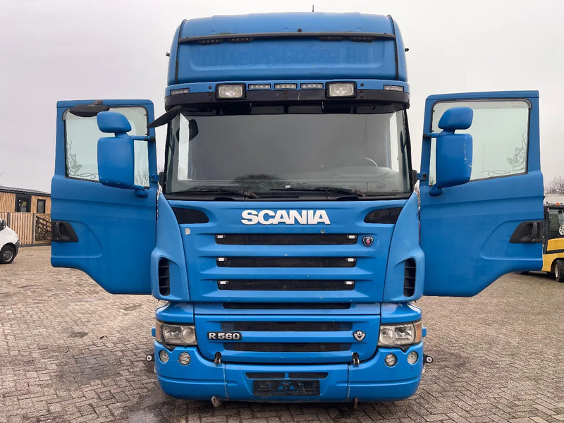 Scania R560 V8 Tractor unit - Tahač: obrázek 2 Scania R560 V8 Tractor unit - Tahač: obrázek 2